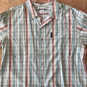Men’s Columbia Short Sleeve shirt